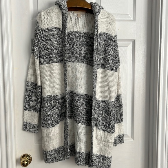 MICHAEL Michael Kors Sweaters - Micheal Kors sweater Medium